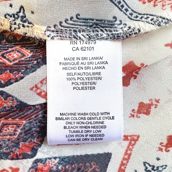 BCBG MaxAzria blouse - Picture 8 of 9